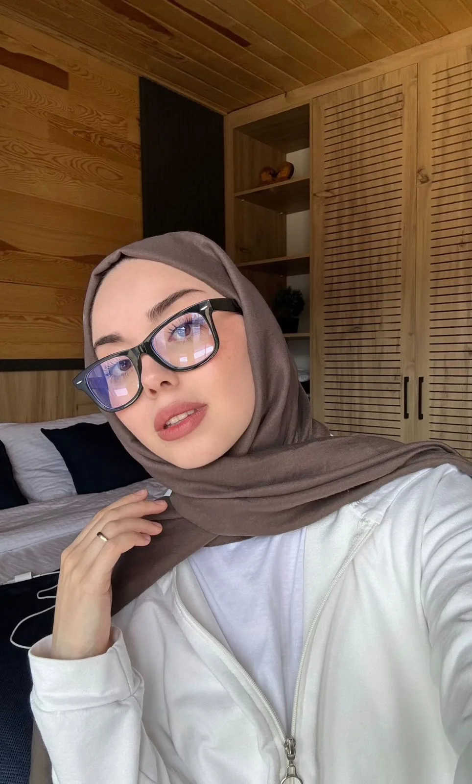 Rami̇ Cuma Slav Güzeli ve Zarif Escort Bayan Gizem